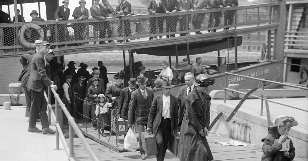 Imigrantes italianos em fotografia histórica